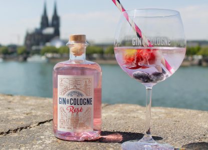 Gin-de-Cologne_Der-Sommer-wird-Rosé